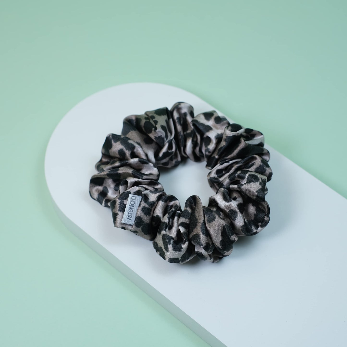 MTSNOO Silk Scrunchie for Hair Sleep, 100% Pure 22 Momme Mulberry Silk Scrunchies for Curly Hair with Elastic Band, 1 Pack, Black Leopard for Women & Girls